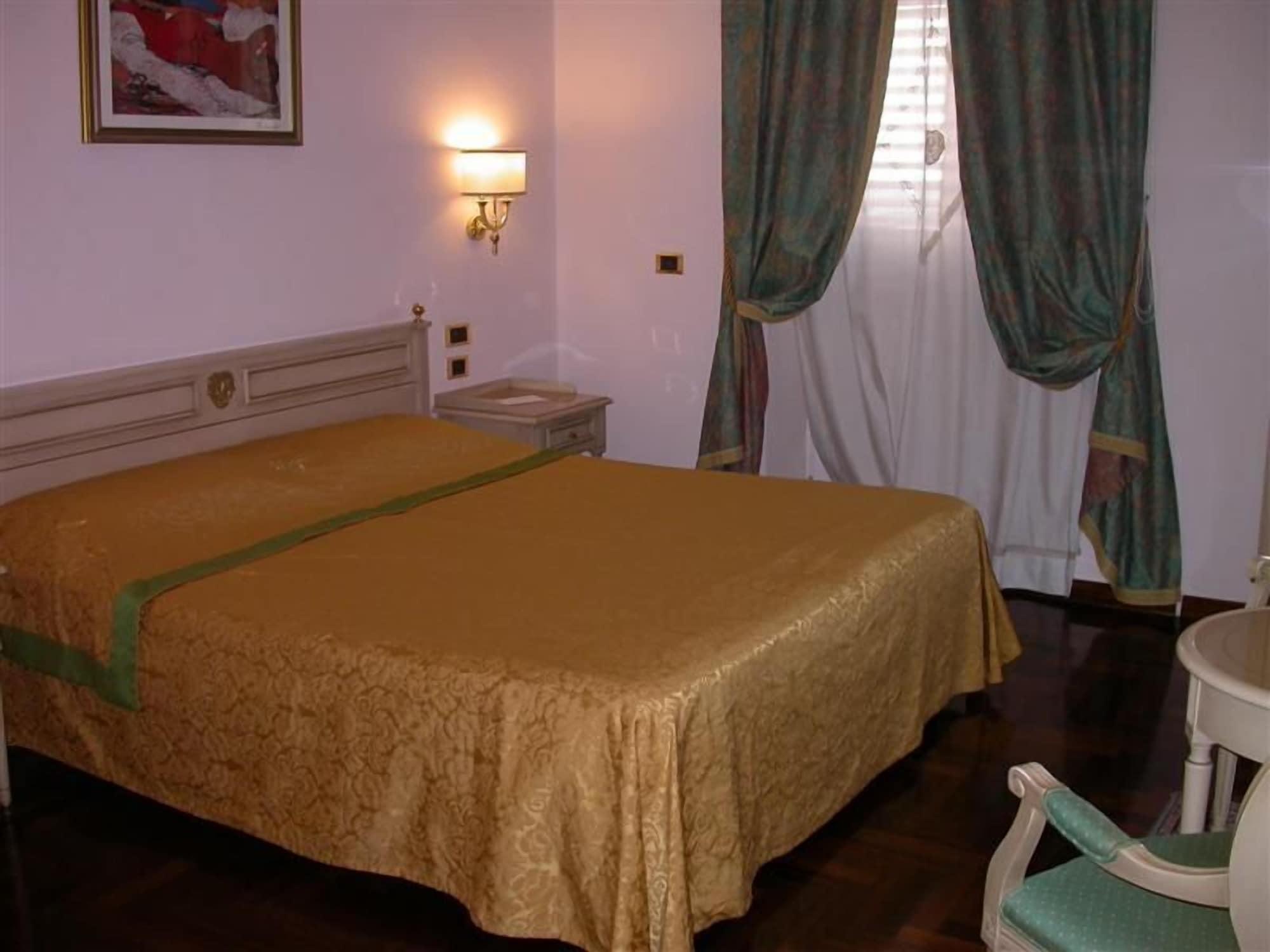 Grand Hotel Villa Politi Syracuse Esterno foto